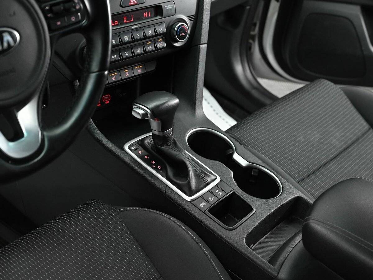 Б/У Киа Спортейдж 2017 года. Фото: #9