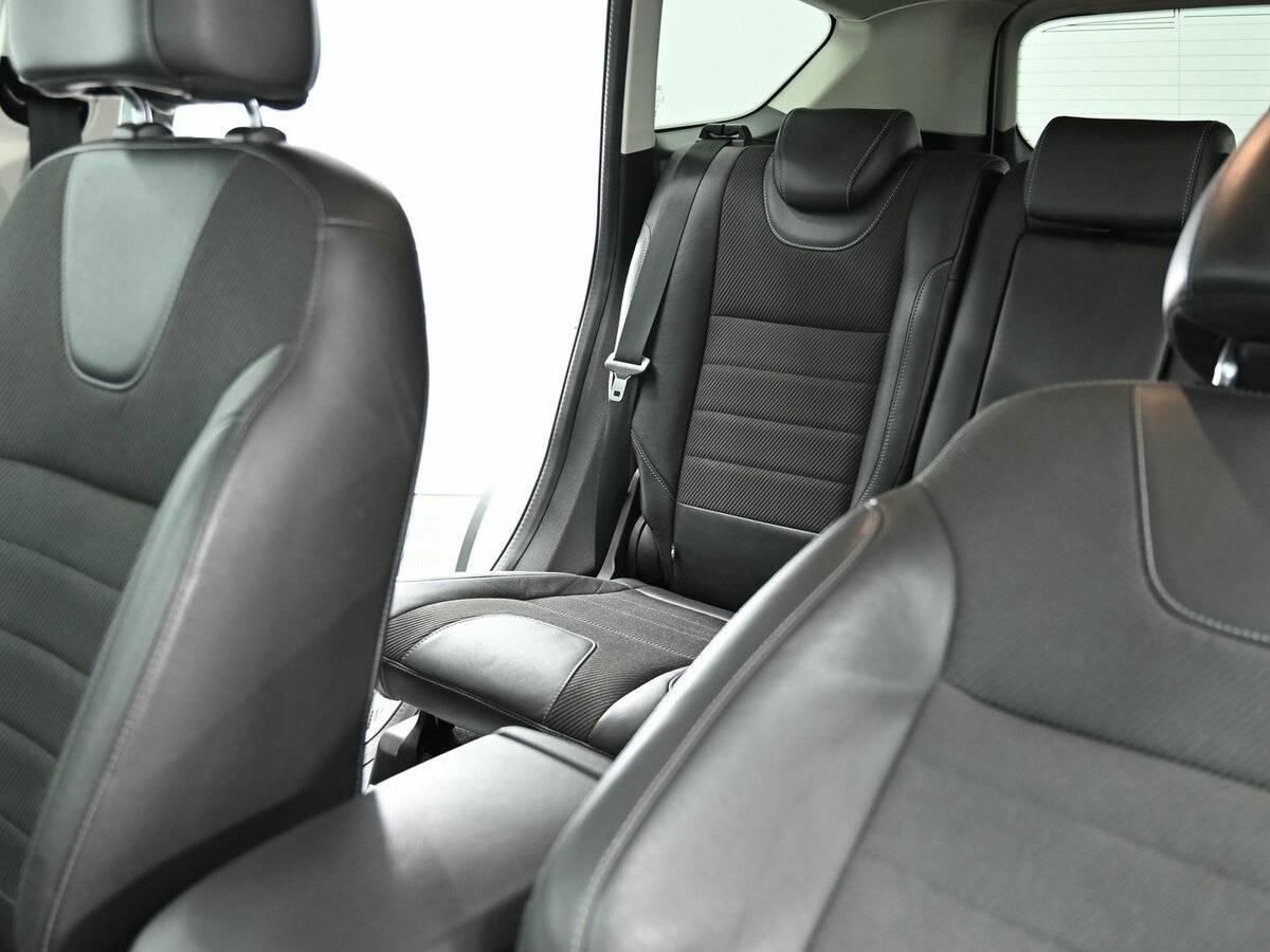 Б/У Форд Куга 2013 года. Фото: #12