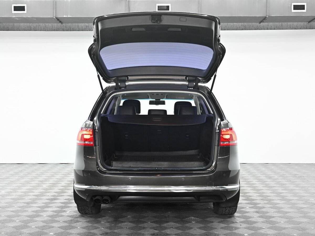 Б/У Фольксваген Пассат 2012 года. Фото: #4