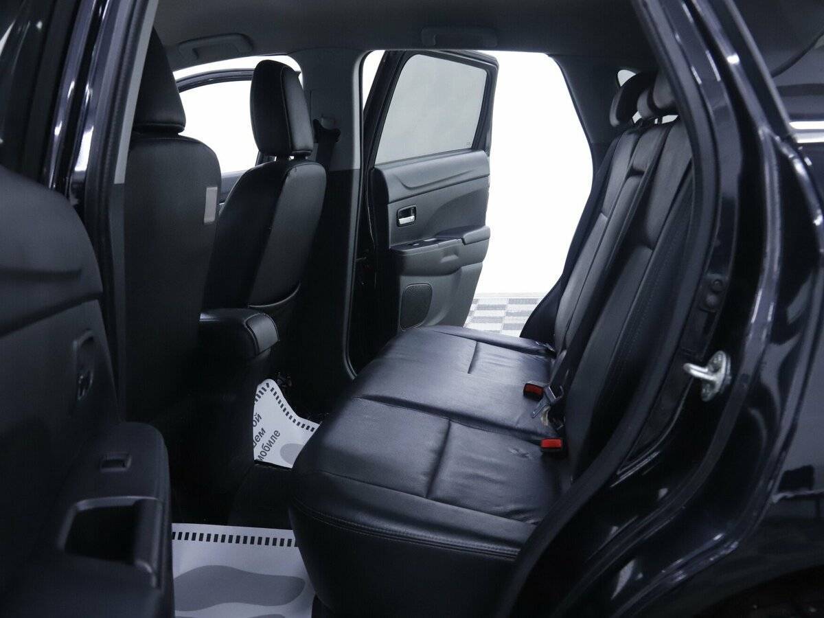 Б/У Митсубиши АС-Икс 2013 года. Фото: #15