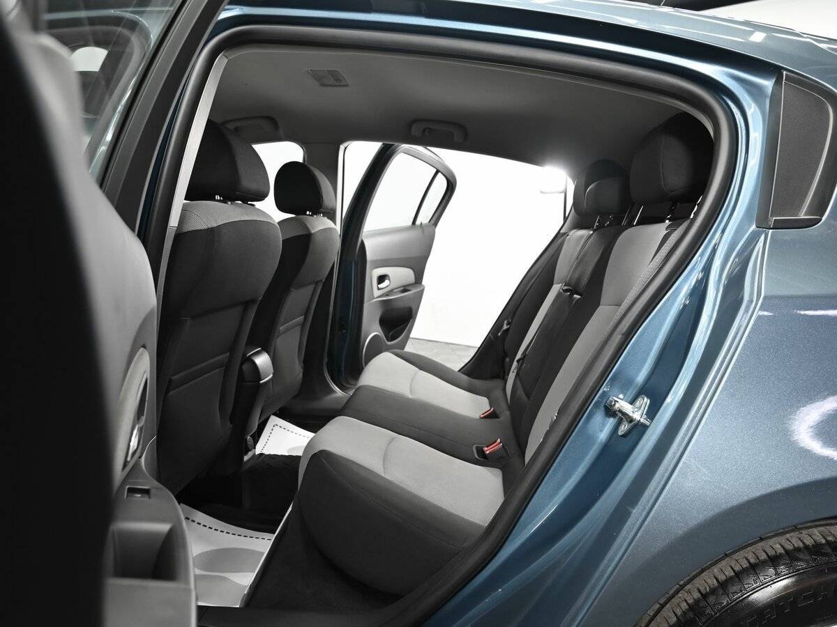 Б/У Шевроле Круз 2012 года. Фото: #11