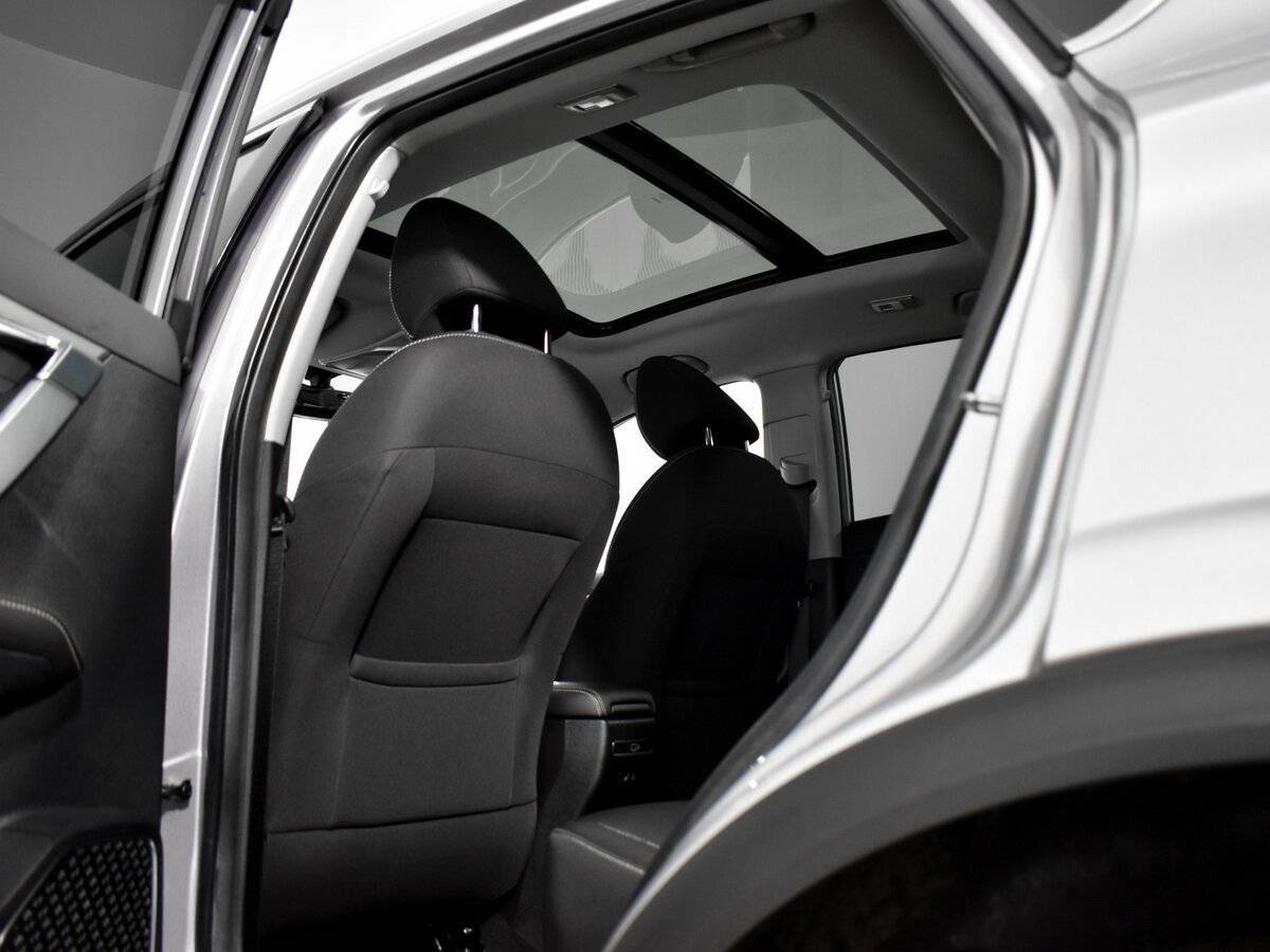 Б/У Джили Кулрэй 2020 года. Фото: #12