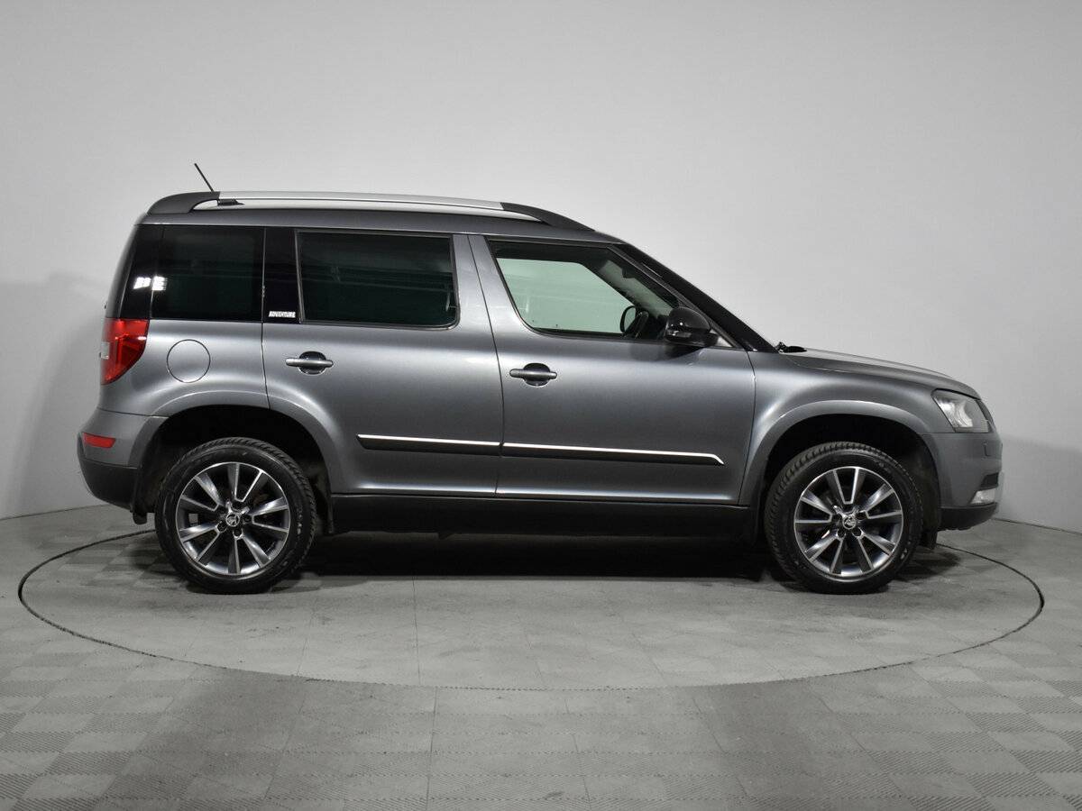 Б/У Шкода Йети 2017 года. Фото: #3