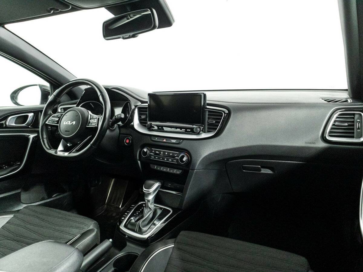 Kia Ceed 2021 года с пробегом. Фото: #9