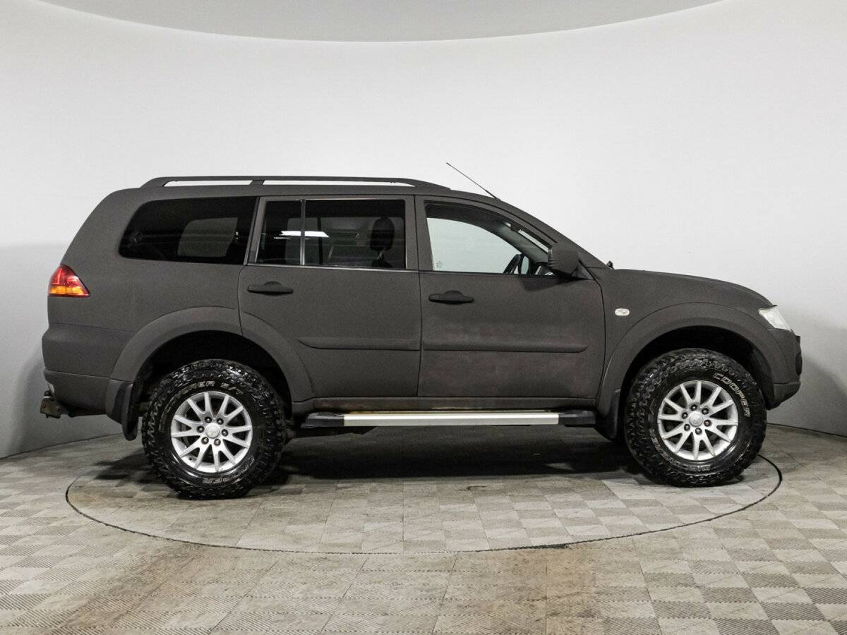 Б/У Митсубиши Паджеро Спорт 2012 года. Фото: #3