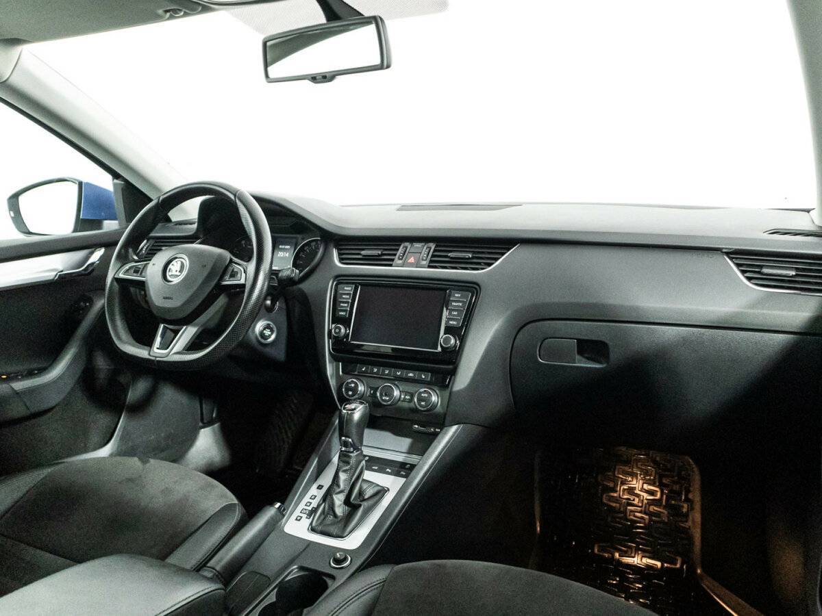 Б/У Шкода Октавия 2015 года. Фото: #8