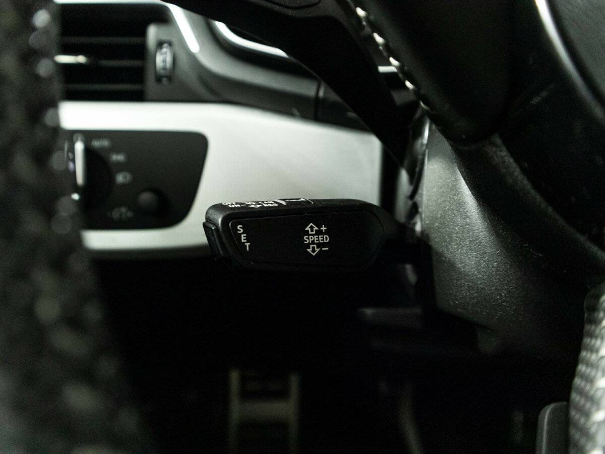 Audi A4 2019 года с пробегом. Фото: #20