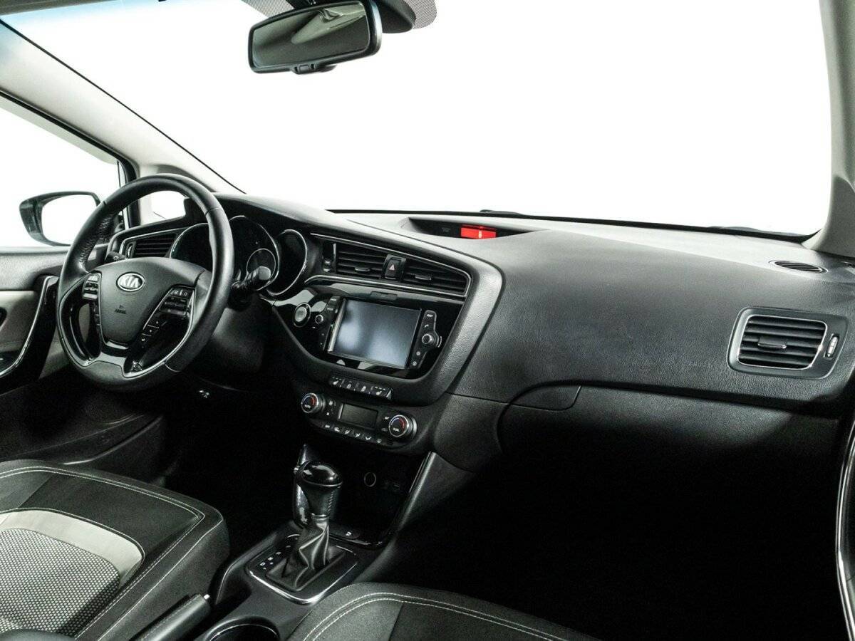 Б/У Киа Сид 2018 года. Фото: #8