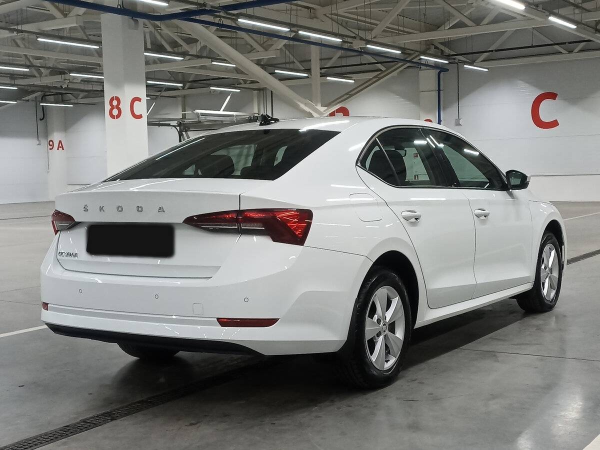 Skoda Octavia 2021 года с пробегом. Фото: #4