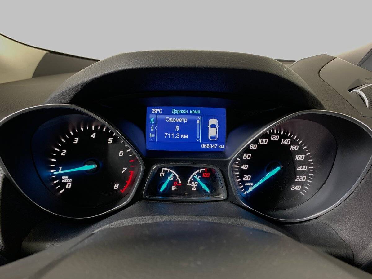 Б/У Форд Куга 2013 года. Фото: #13