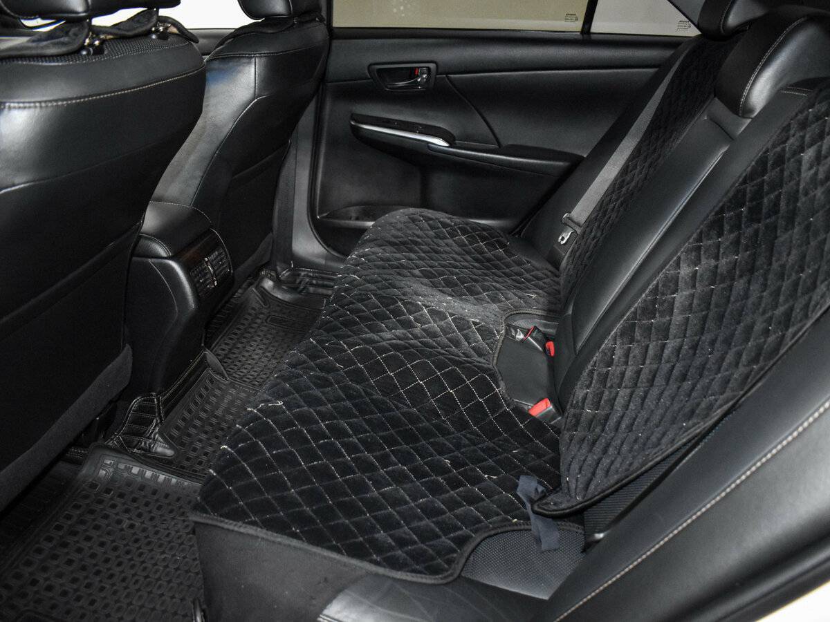 Toyota Camry 2018 года с пробегом. Фото: #12