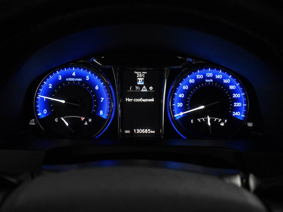 Toyota Camry 2018 года с пробегом. Фото: #20