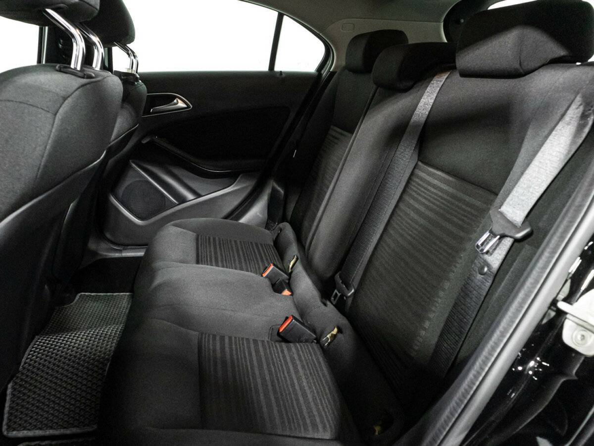 Mercedes-Benz A-Класс 2017 года с пробегом. Фото: #9