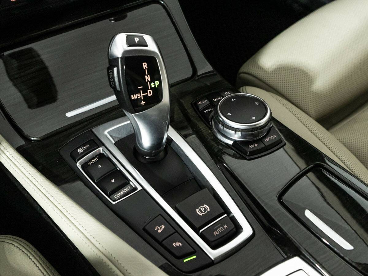 BMW 5 серии 2016 года с пробегом. Фото: #23