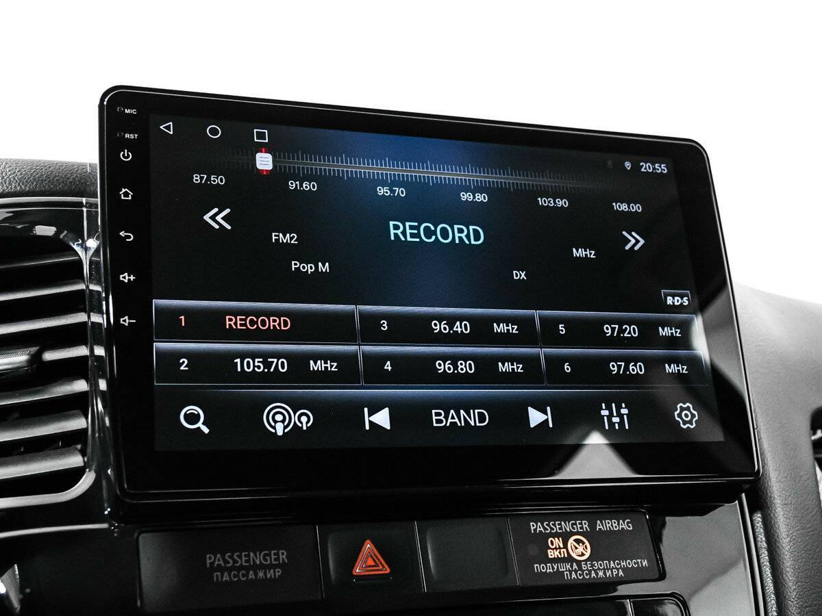 Б/У Митсубиши Оутлэндер 2015 года. Фото: #13