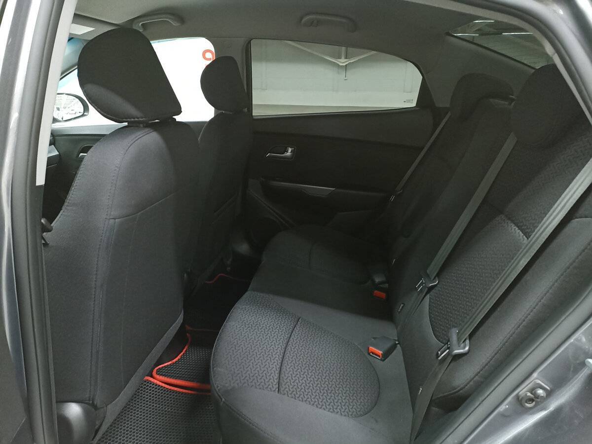 Б/У Киа Рио 2016 года. Фото: #11