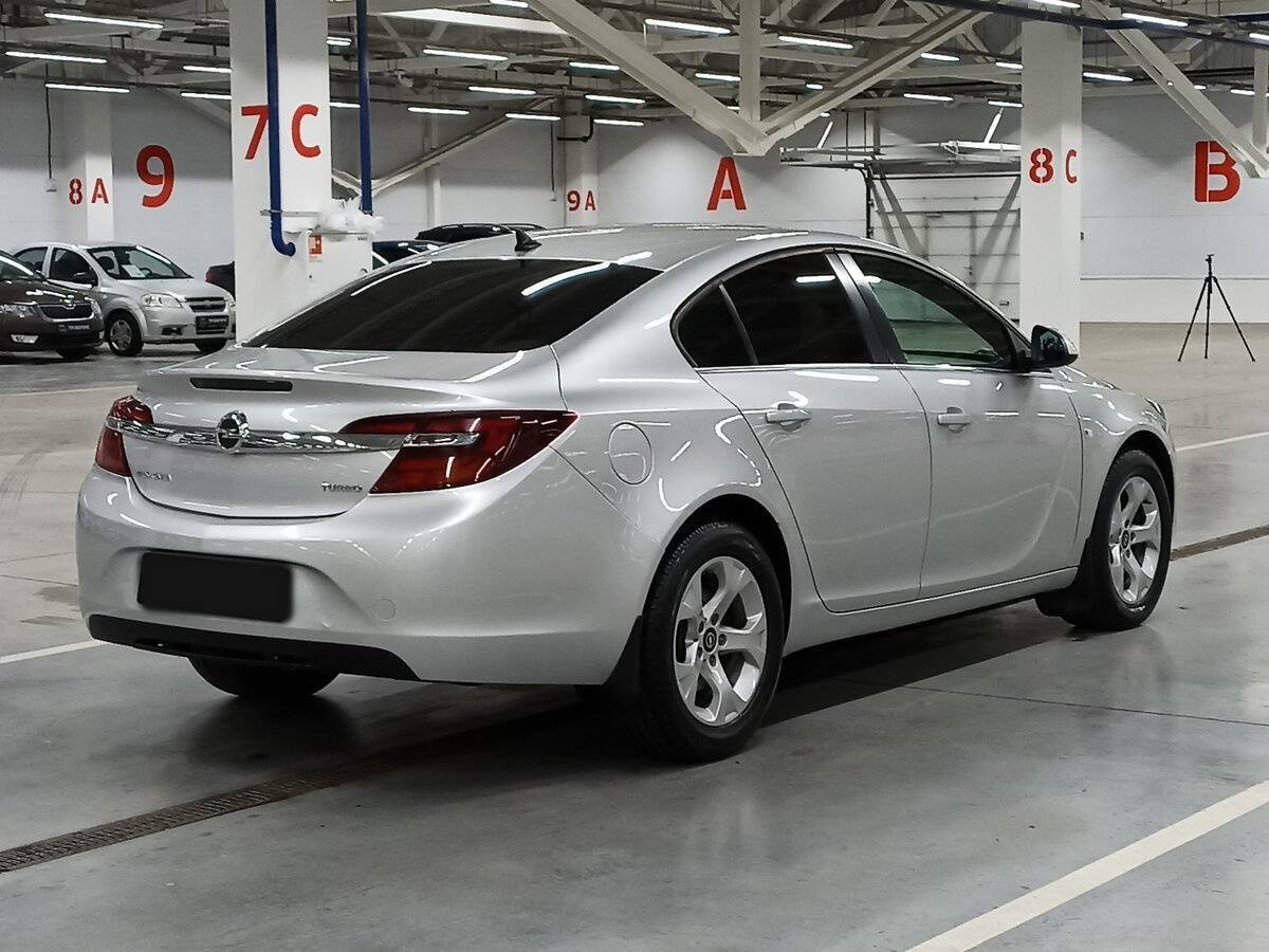 Б/У Опель Инсигния 2014 года. Фото: #4