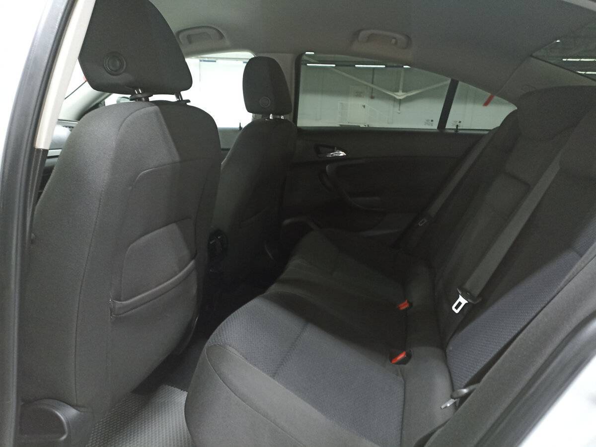 Б/У Опель Инсигния 2014 года. Фото: #11