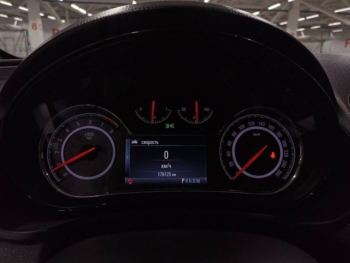 Б/У Опель Инсигния 2014 года. Фото: #12