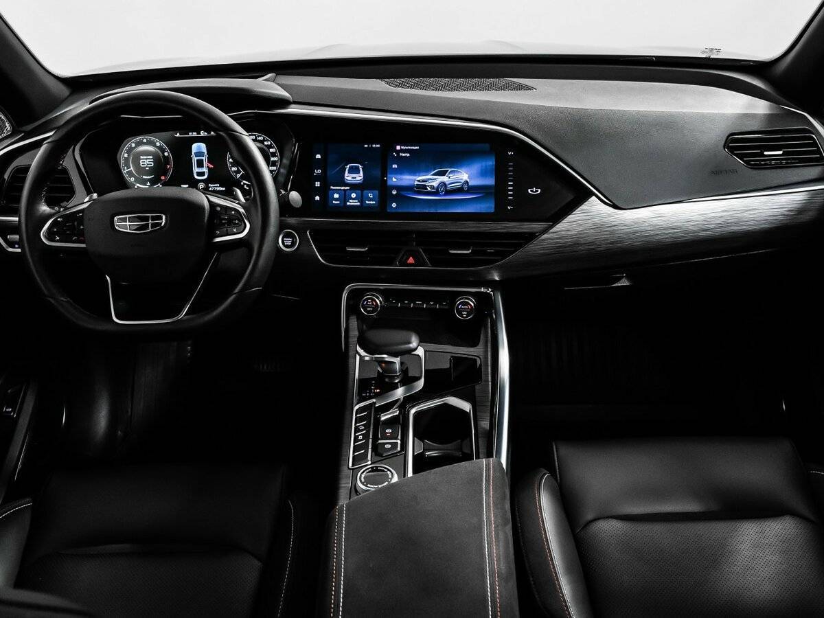 Geely Tugella 2023 года с пробегом. Фото: #10