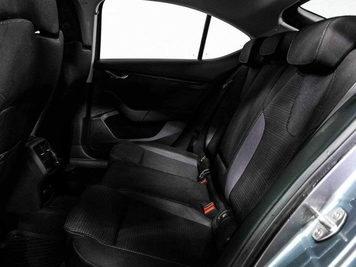 Skoda Octavia 2021 года с пробегом. Фото: #12