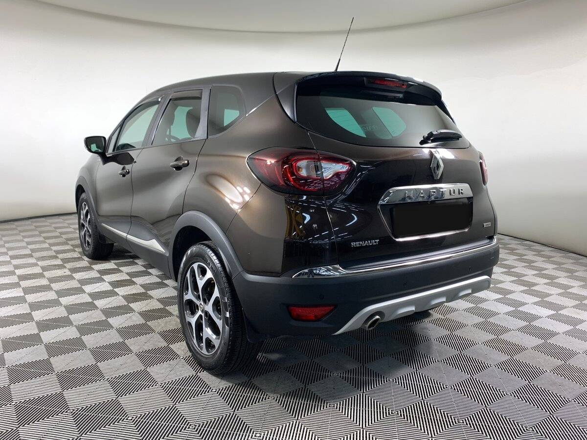Б/У Рено Каптюр 2018 года. Фото: #6