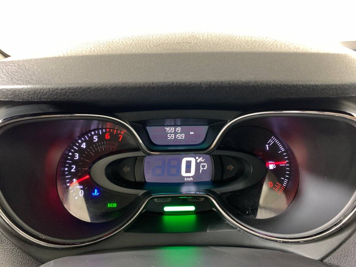 Б/У Рено Каптюр 2018 года. Фото: #13