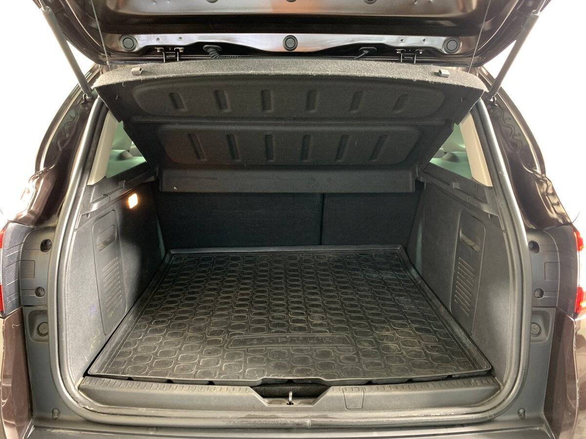 Б/У Рено Каптюр 2018 года. Фото: #18