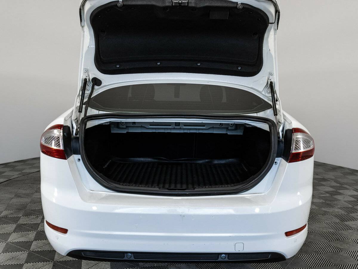 Б/У Форд Мондео 2012 года. Фото: #16