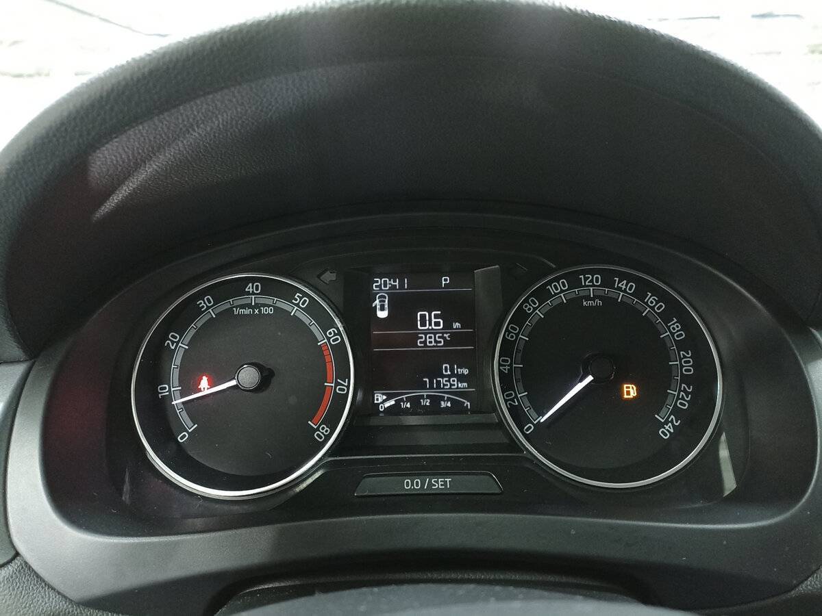 Б/У Шкода Рапид 2018 года. Фото: #12