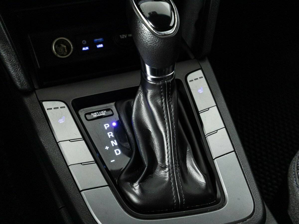 Б/У Хендай Елантра 2016 года. Фото: #16