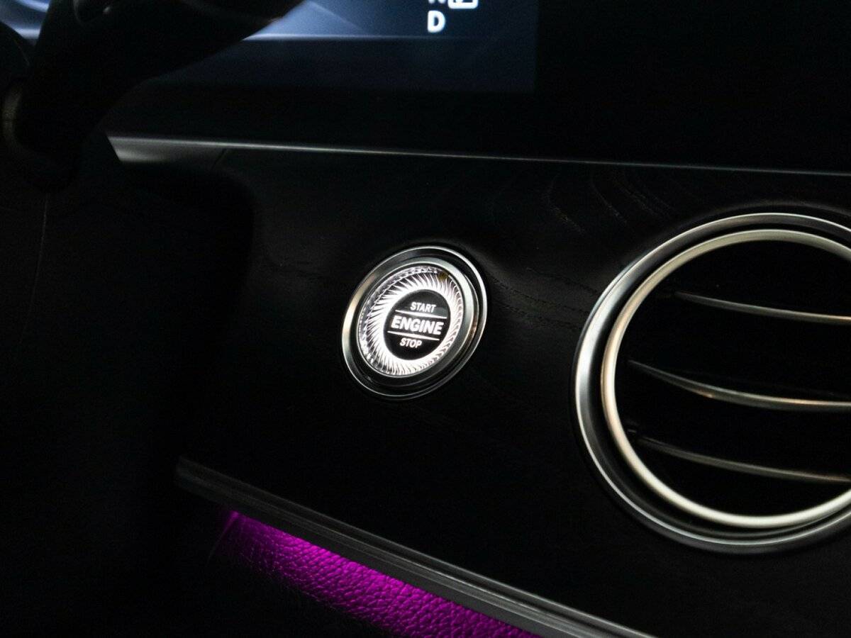 Mercedes-Benz E-Класс 2016 года с пробегом. Фото: #24