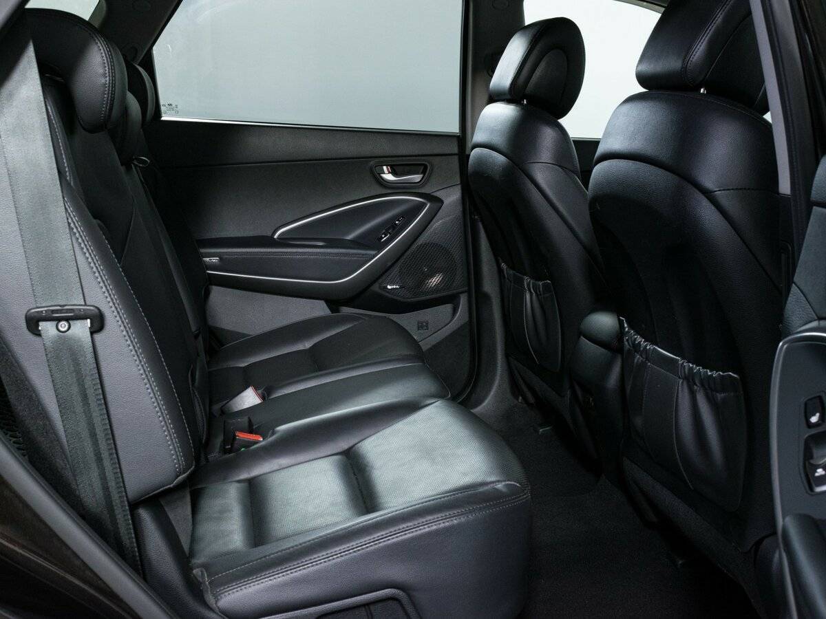 Hyundai Santa Fe 2017 года с пробегом. Фото: #11