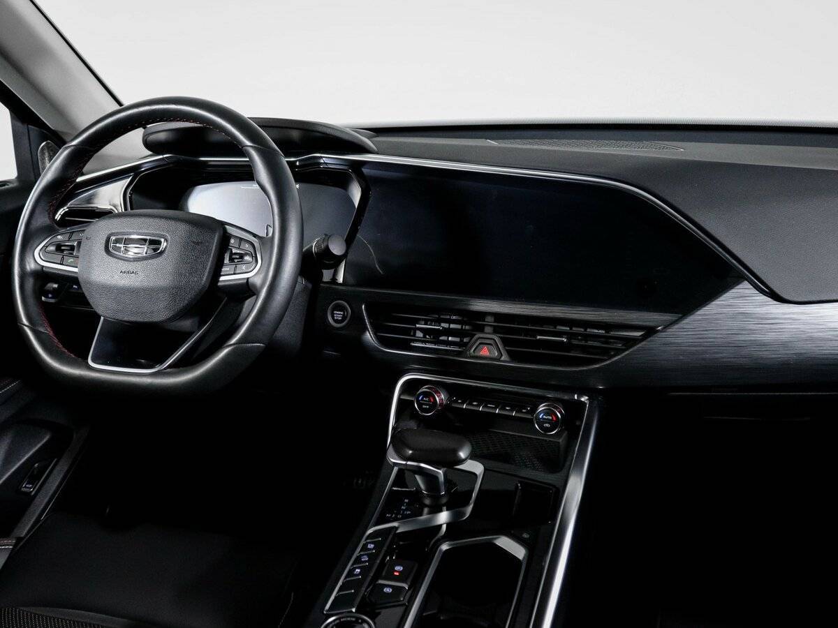 Geely Tugella 2021 года с пробегом. Фото: #11