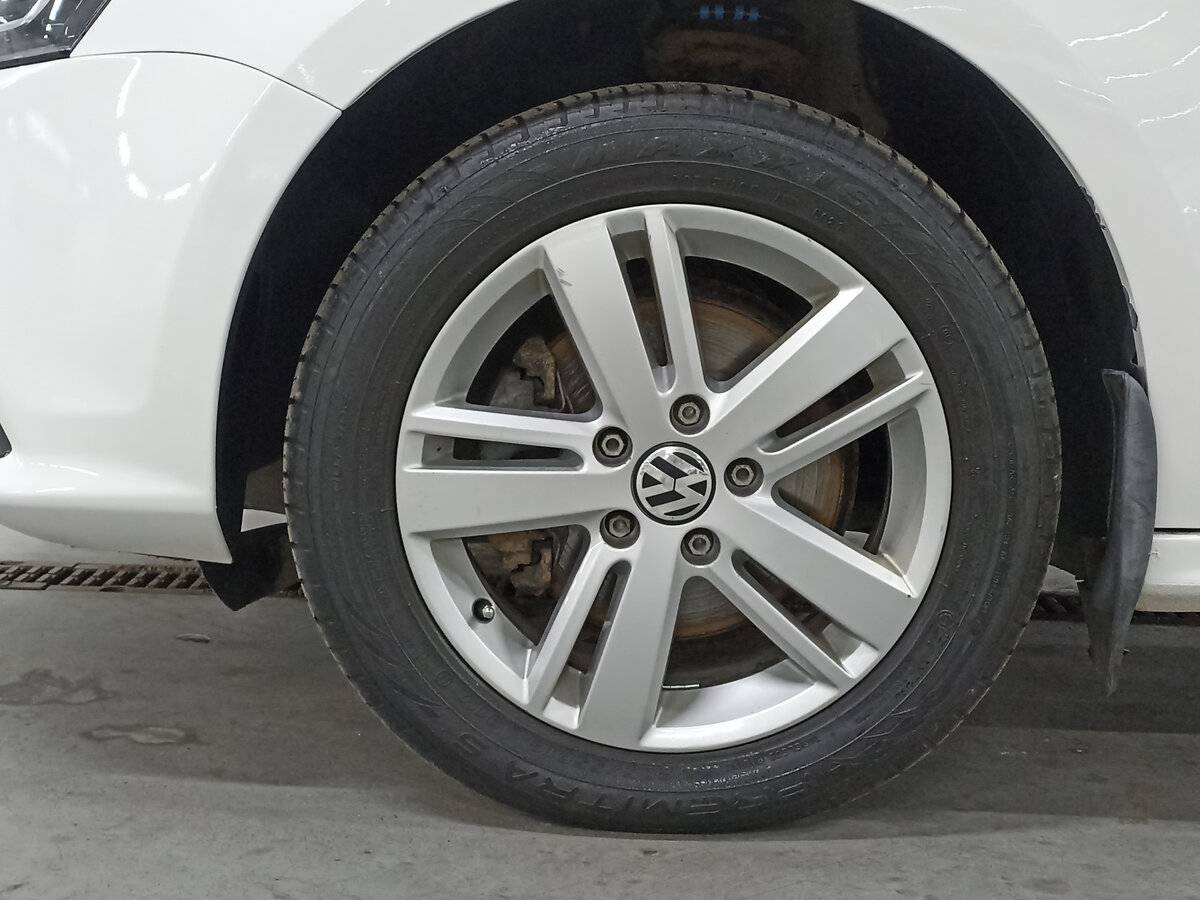 Б/У Фольксваген Джетта 2015 года. Фото: #17