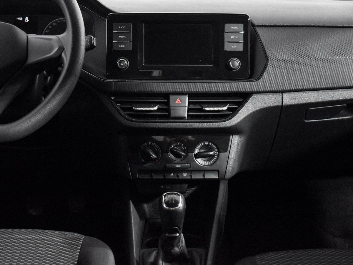 Б/У Фольксваген Поло 2021 года. Фото: #12