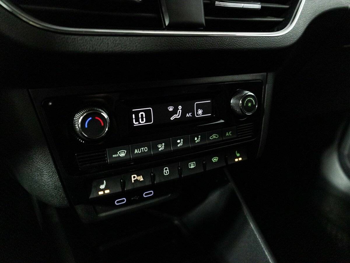 Б/У Шкода Рапид 2022 года. Фото: #16