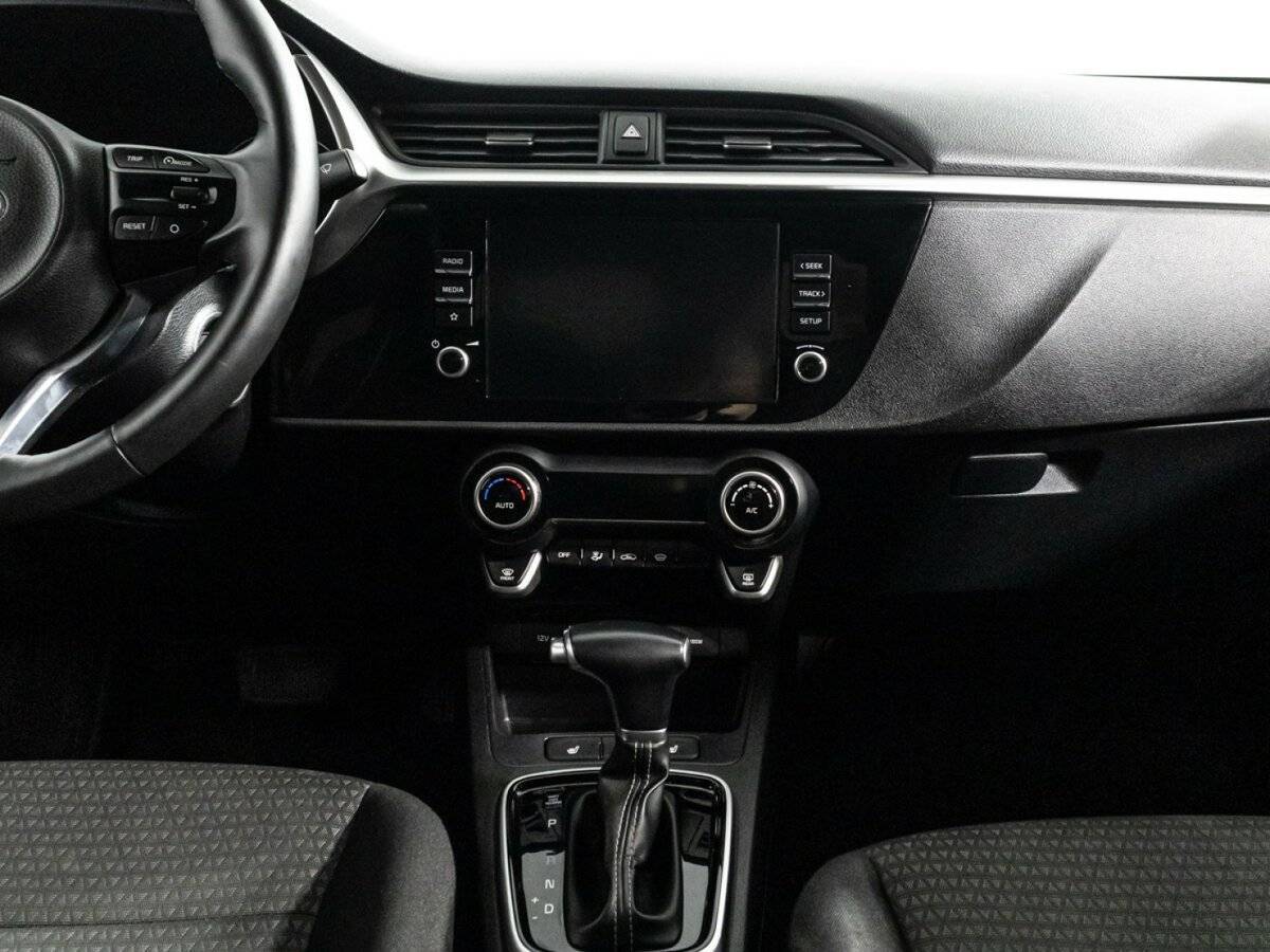 Б/У Киа Рио 2021 года. Фото: #13