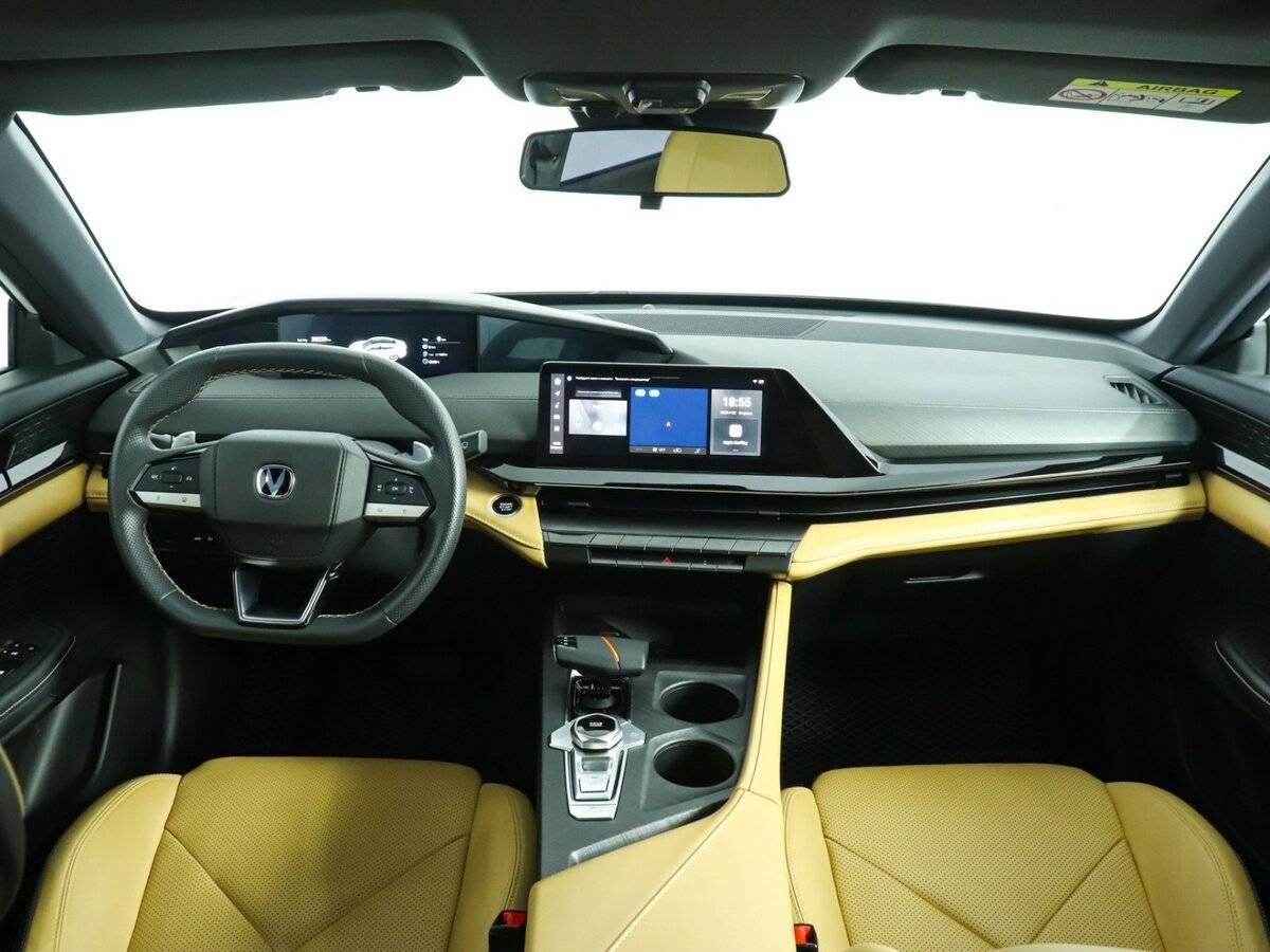 Changan UNI-V 2022 года с пробегом. Фото: #10