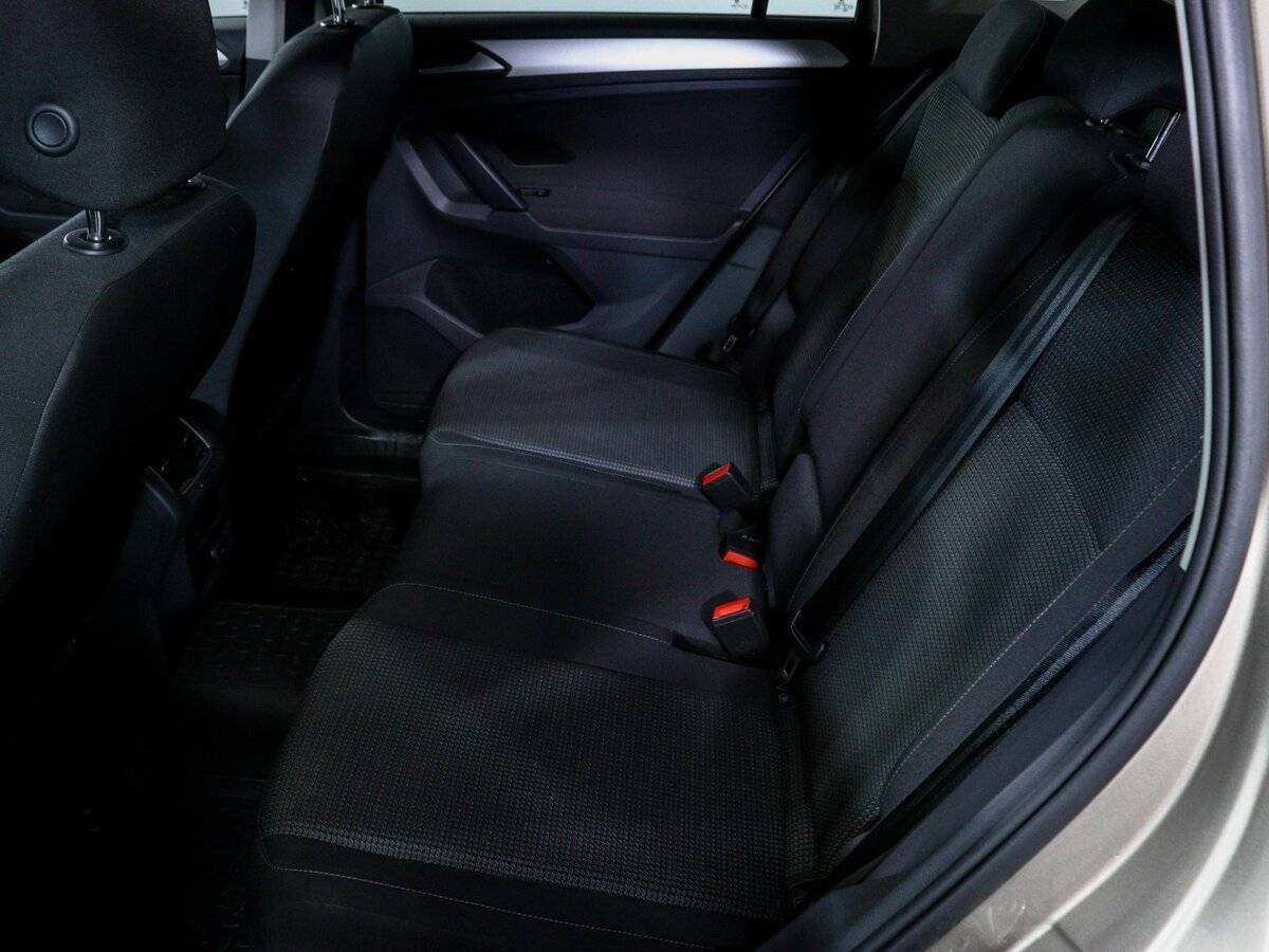 Volkswagen Tiguan 2017 года с пробегом. Фото: #9