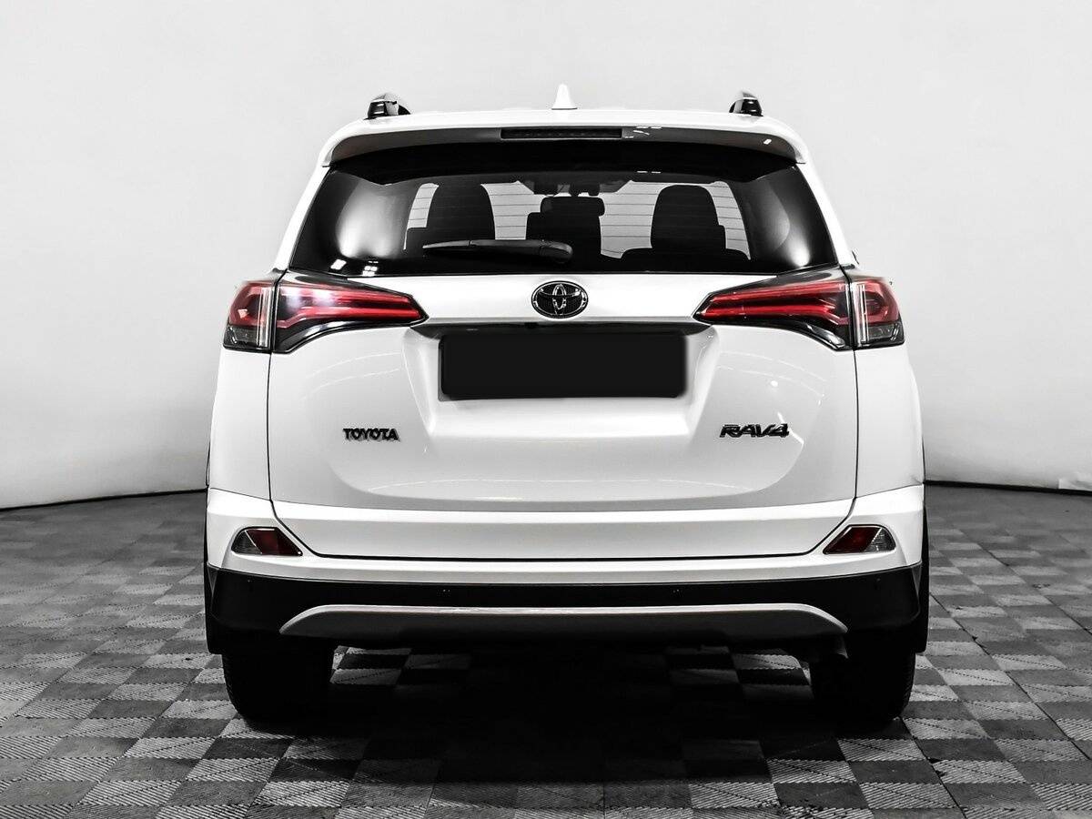 Toyota RAV4 2017 года с пробегом. Фото: #5