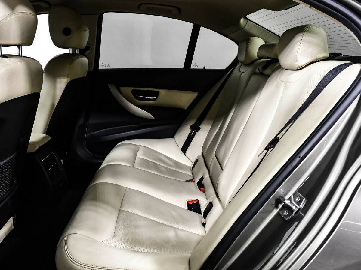 BMW 3 серии 2015 года с пробегом. Фото: #12