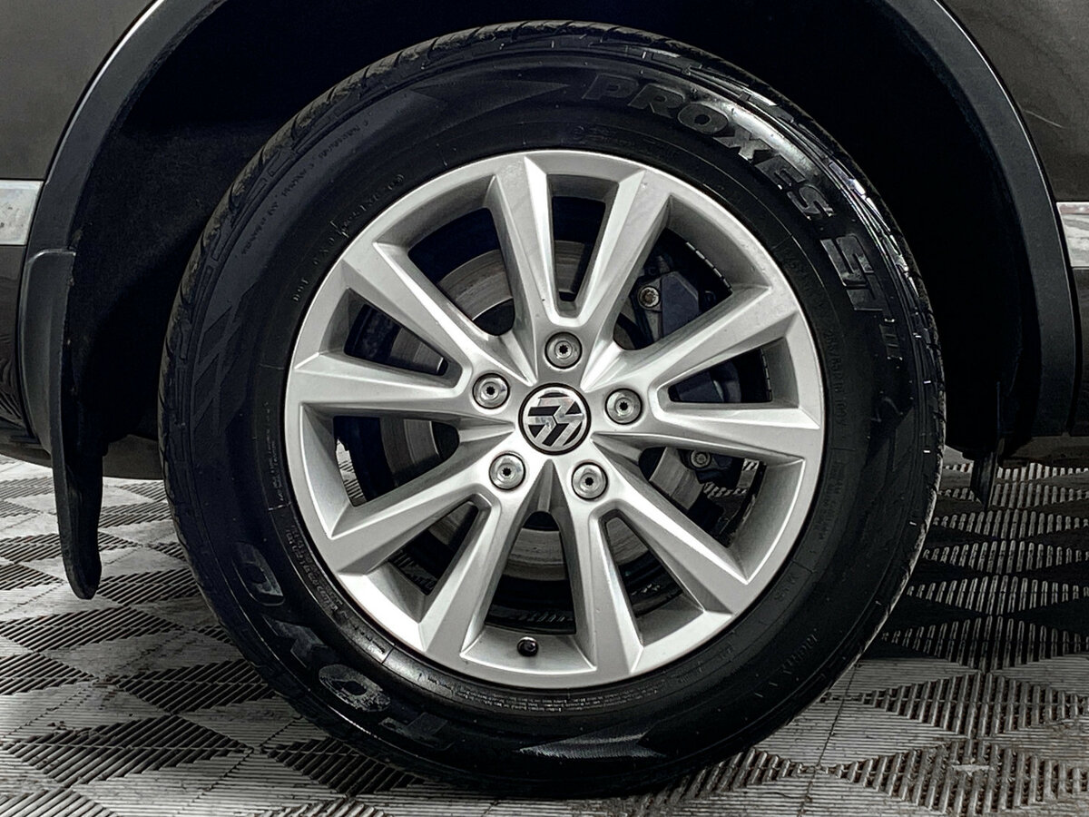 Volkswagen Touareg 2015 года с пробегом. Фото: #18