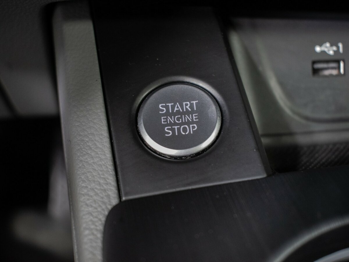 Audi A4 2019 года с пробегом. Фото: #14