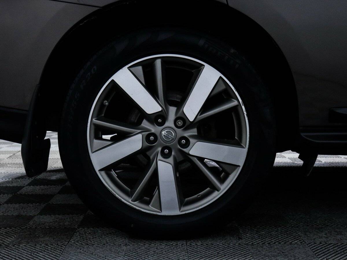 Б/У Ниссан Патфайндер 2015 года. Фото: #13