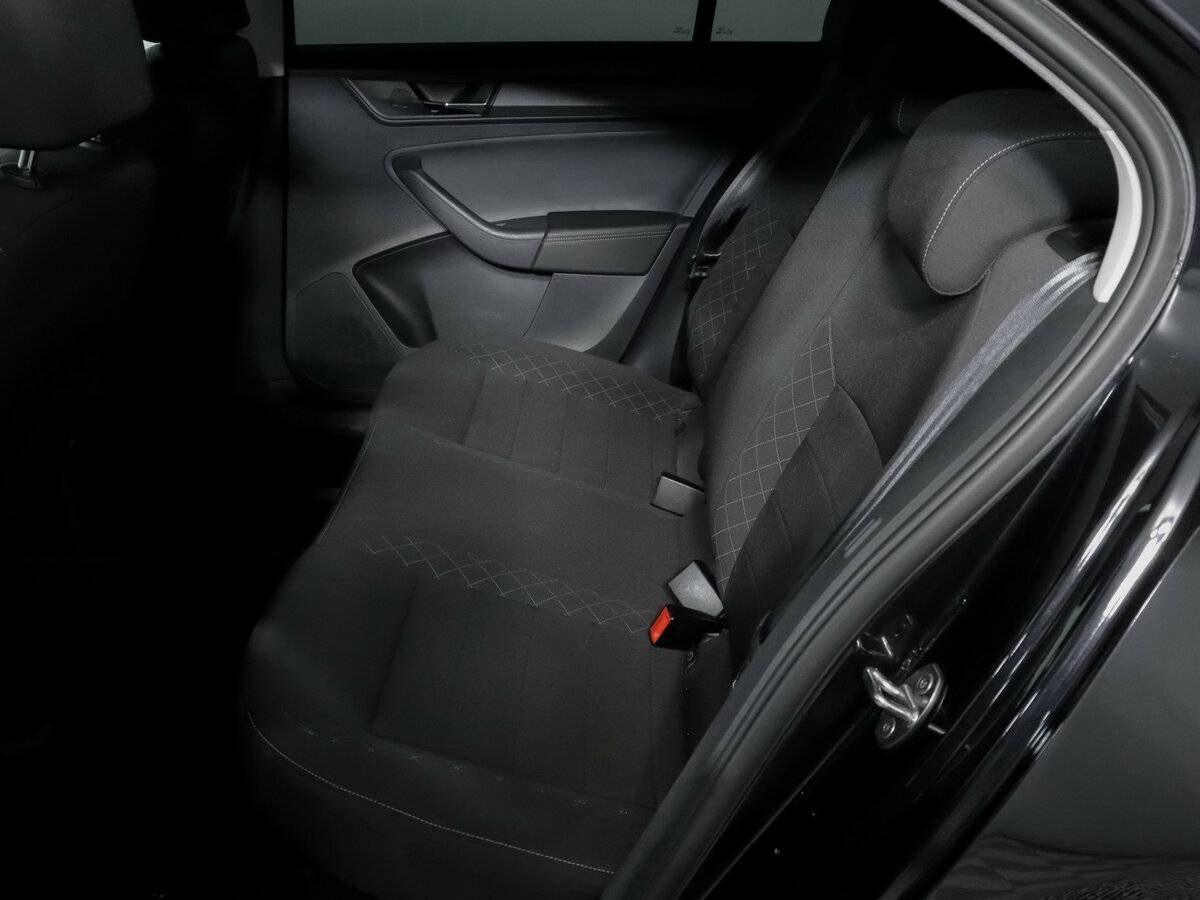 Б/У Шкода Рапид 2021 года. Фото: #7