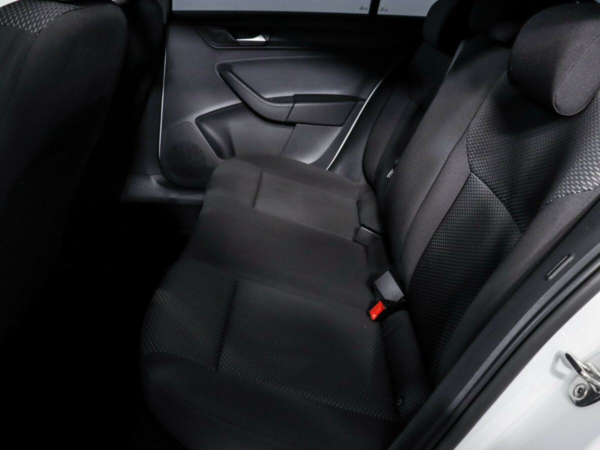 Б/У Фольксваген Поло 2021 года. Фото: #7