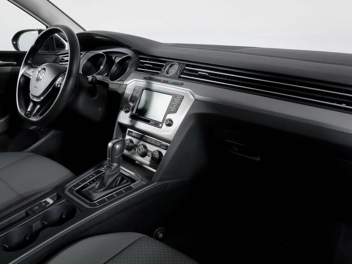 Volkswagen Passat 2016 года с пробегом. Фото: #6