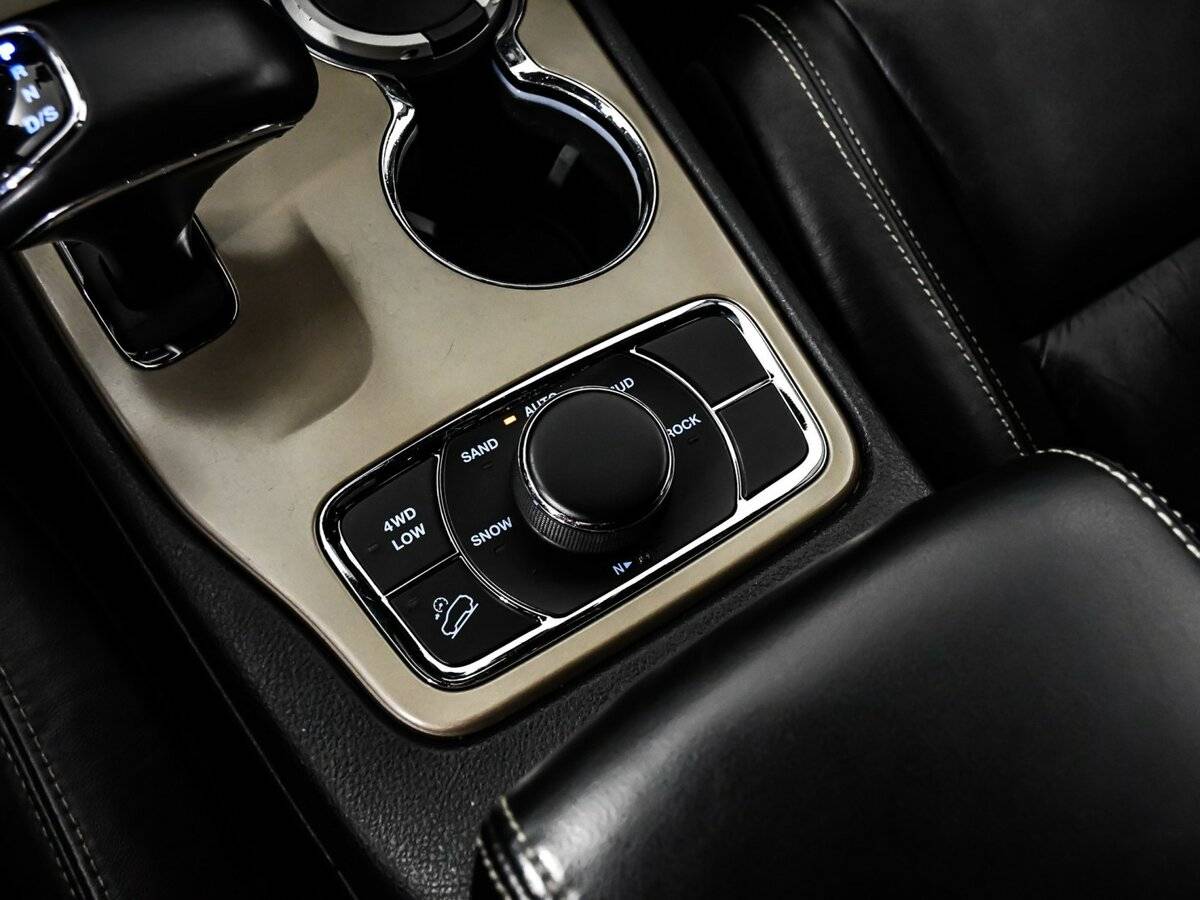 Jeep Grand Cherokee 2013 года с пробегом. Фото: #17