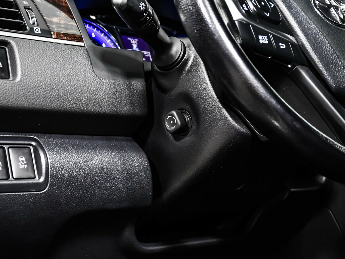 Toyota Camry 2016 года с пробегом. Фото: #13